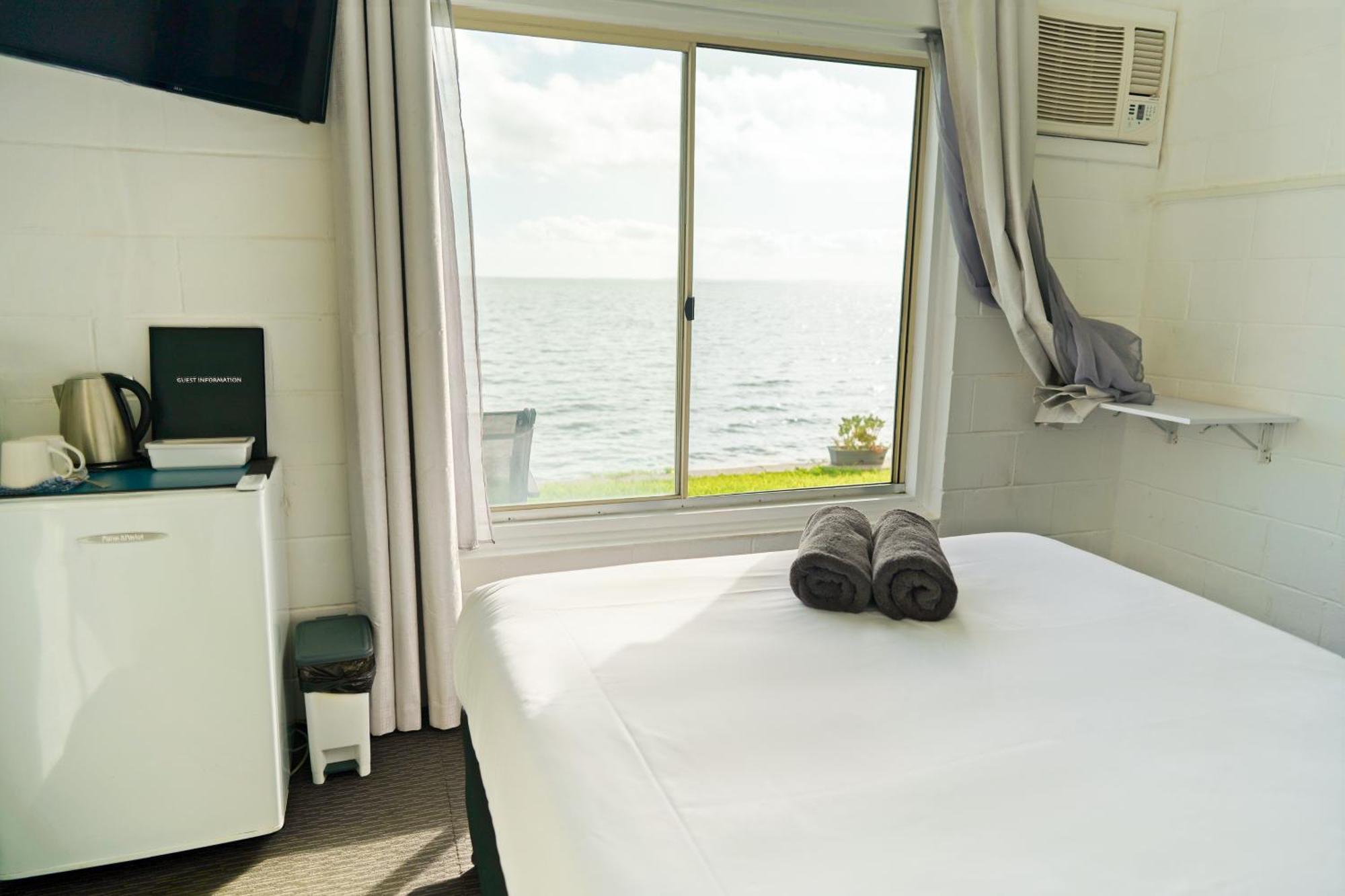 Meningie Waterfront Motel Екстериор снимка