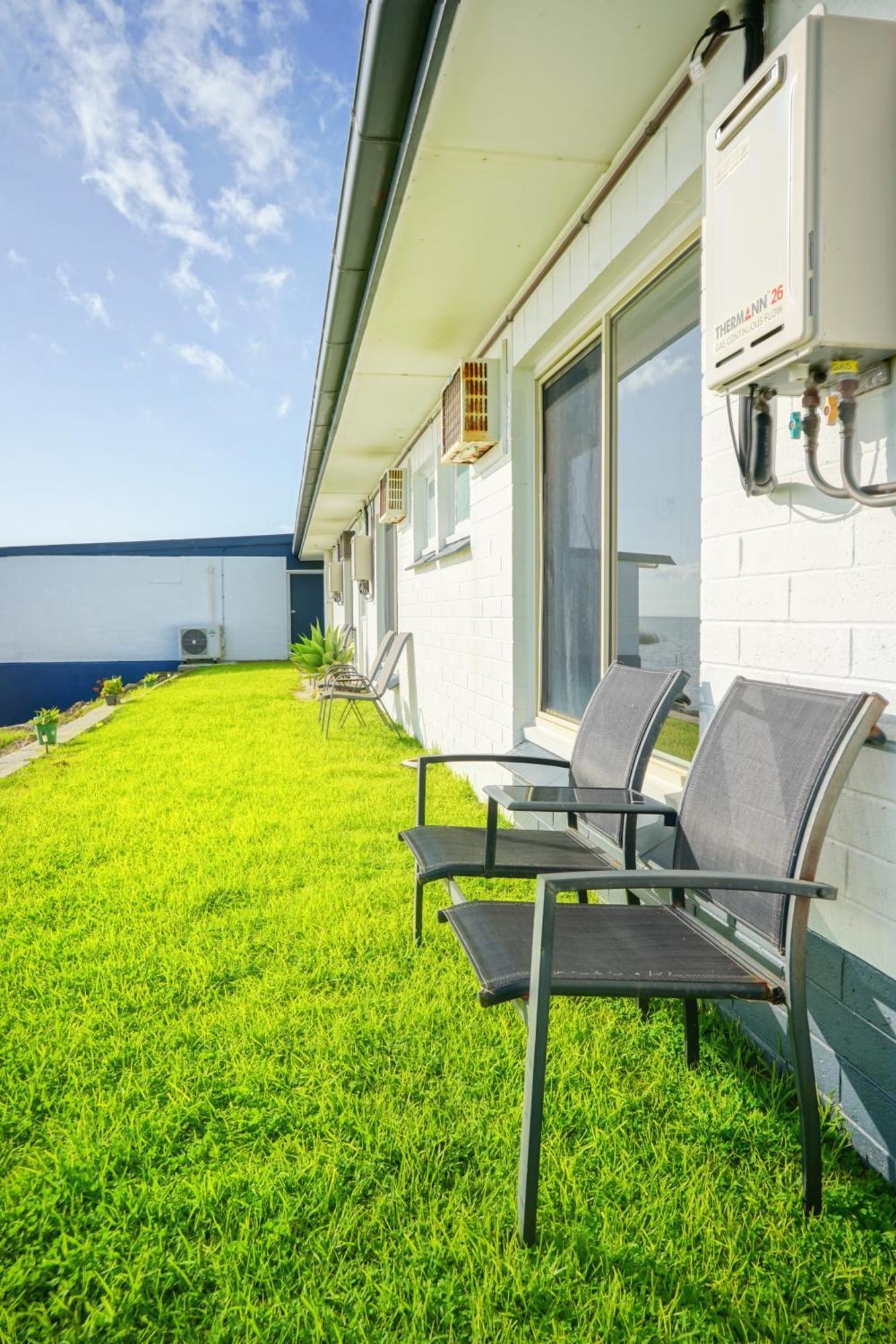 Meningie Waterfront Motel Екстериор снимка